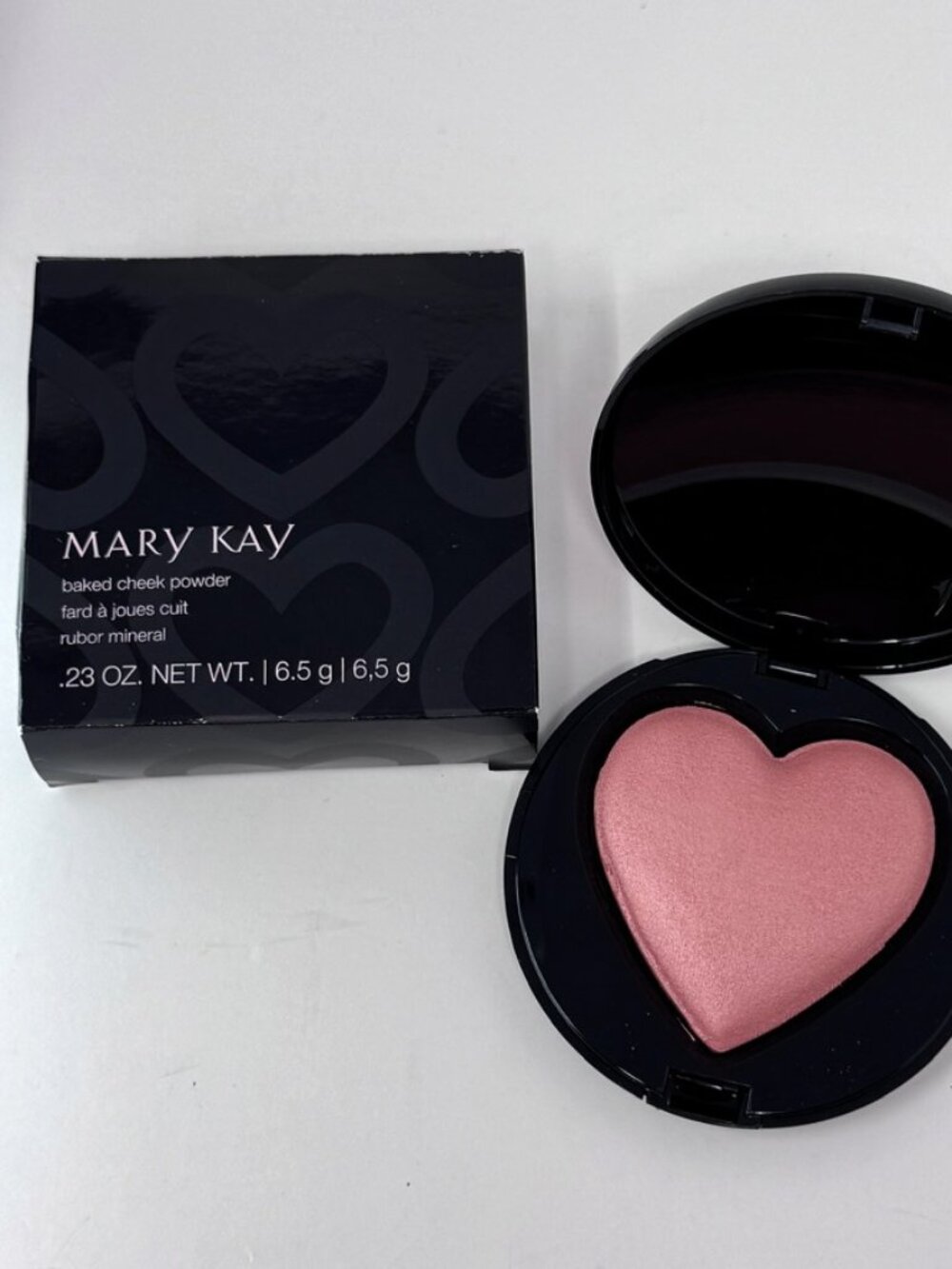 Mary Kay Baked Cheek Powder Blush - Heart Shaped KIND HEART NEW